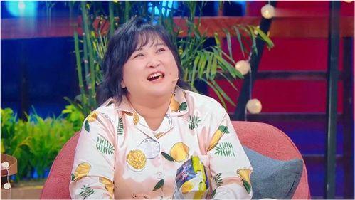 贾玲秋裤爆料视频在线观看,揭秘明星私生活幕后趣事